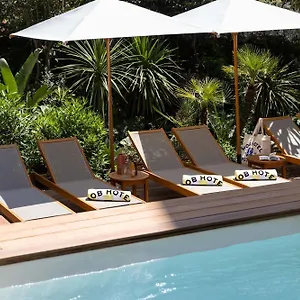 https://mob.fr-provencehotel.com