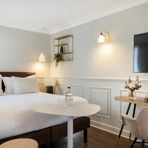 https://madeleine-haussmann.fr-paris.fr